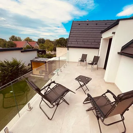 Premium Smart Residential Park House * 韦伦采