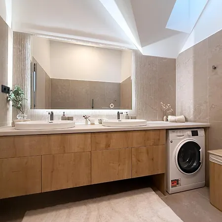 Premium Smart Residential Park House * 韦伦采